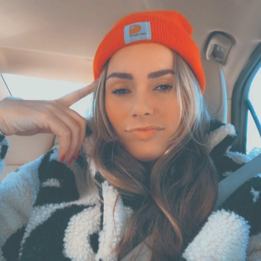 Meet your Posher, Louise